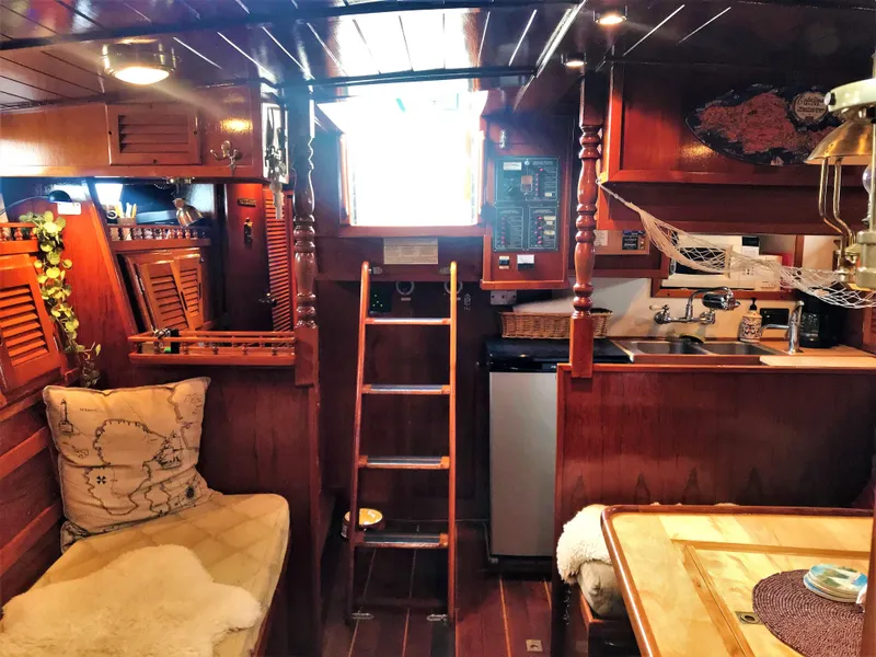 1981 Yorktown 41 CC