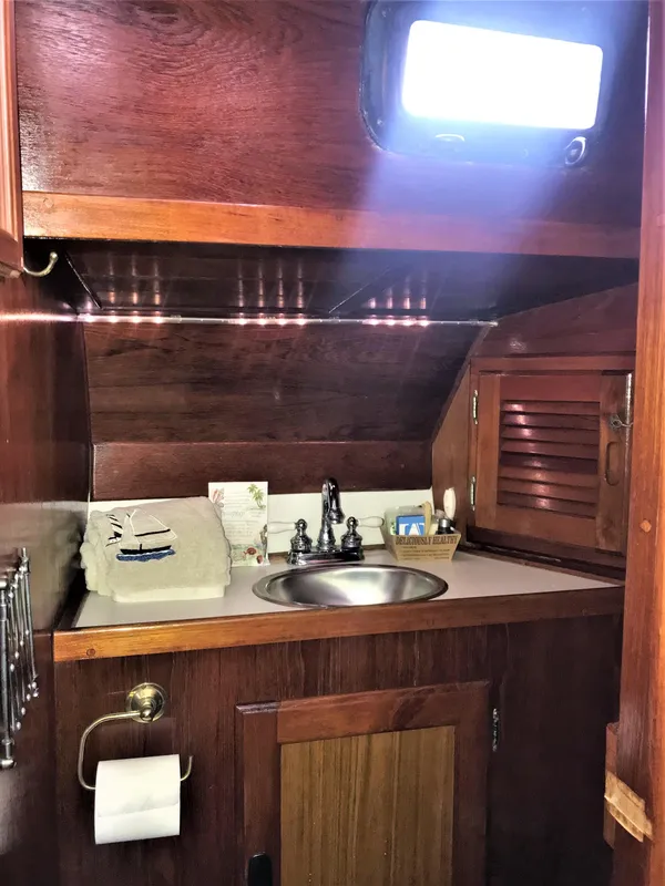 1981 Yorktown 41 CC