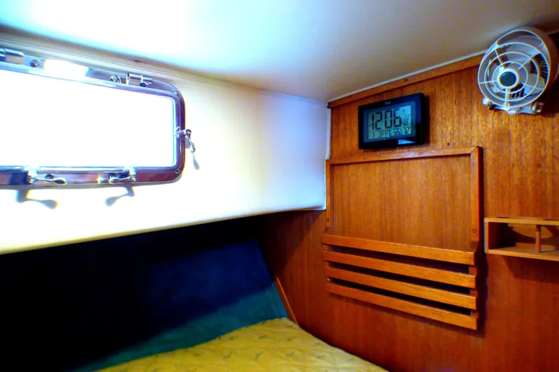 1982 Californian 38 LRC Sedan