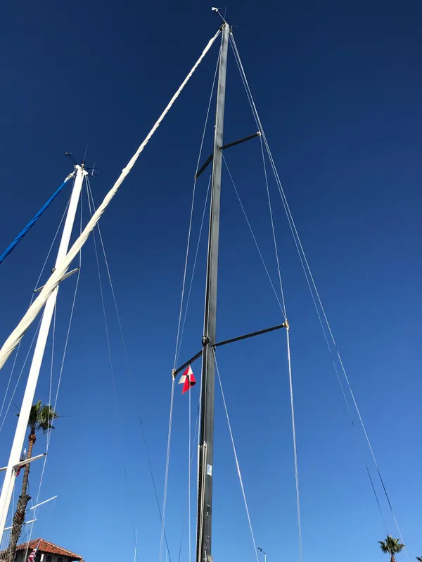 1990 Thomas Marine T35 by Tartan Yachts