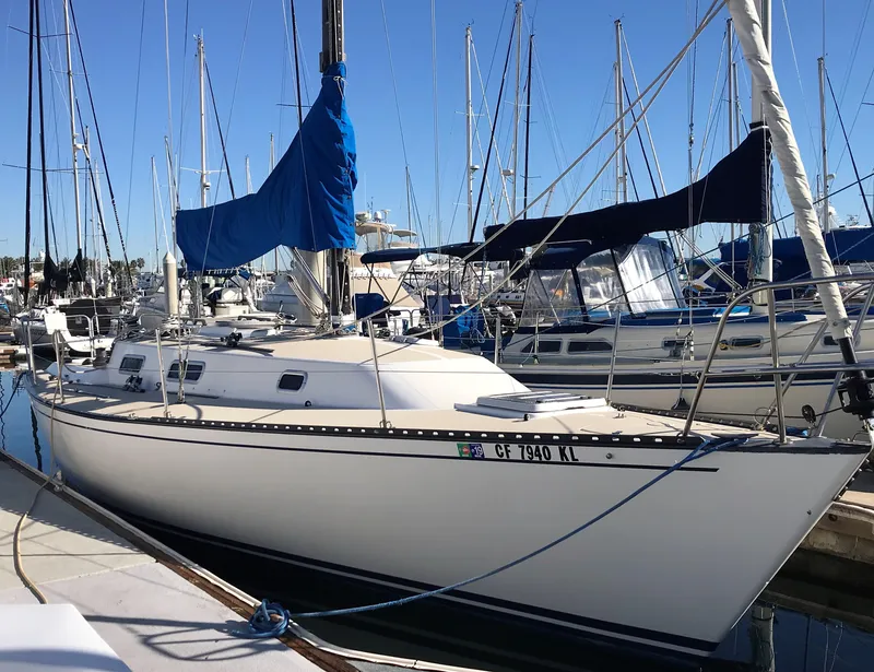 1990 Thomas Marine T35 by Tartan Yachts