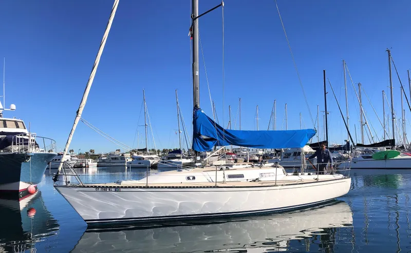 1990 Thomas Marine T35 by Tartan Yachts