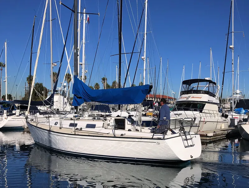 1990 Thomas Marine T35 by Tartan Yachts