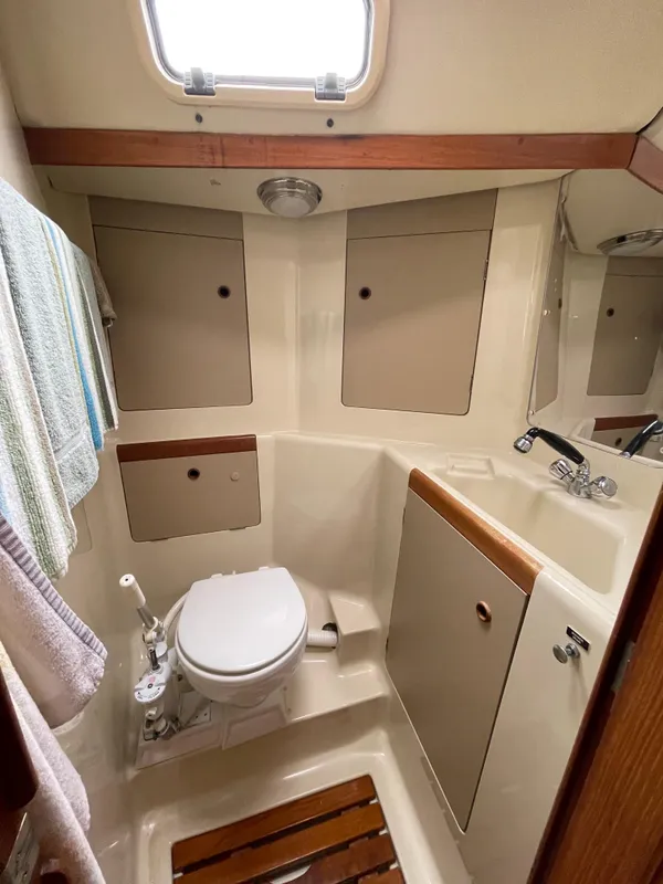 1987 C&C Fiberglass 38-3