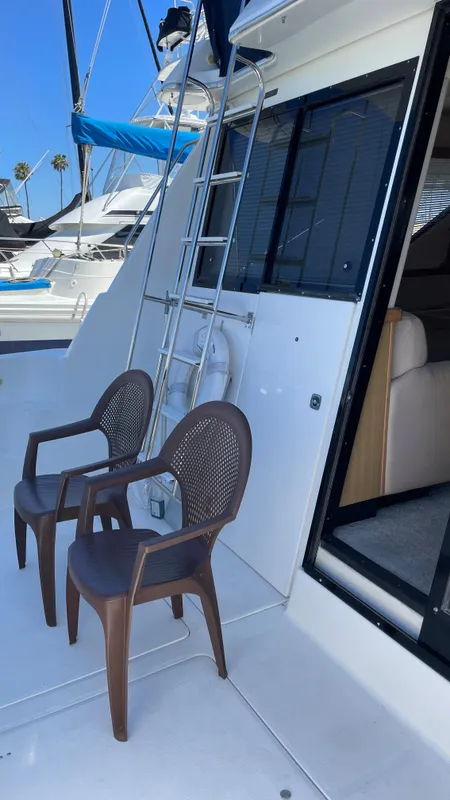 2001 Bayliner 3988 Command Bridge Motoryacht
