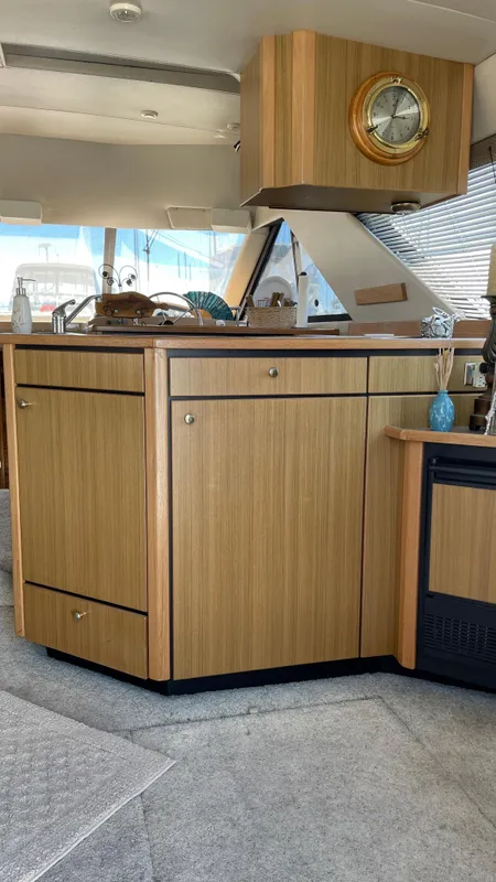 2001 Bayliner 3988 Command Bridge Motoryacht