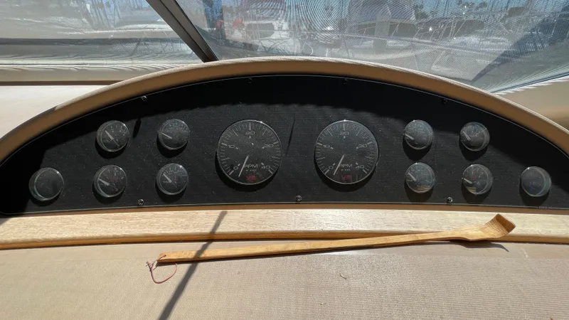 2001 Bayliner 3988 Command Bridge Motoryacht