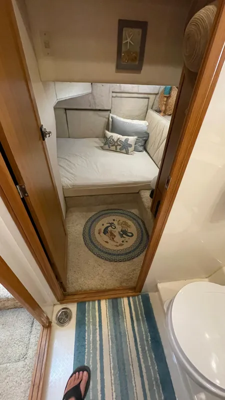 2001 Bayliner 3988 Command Bridge Motoryacht