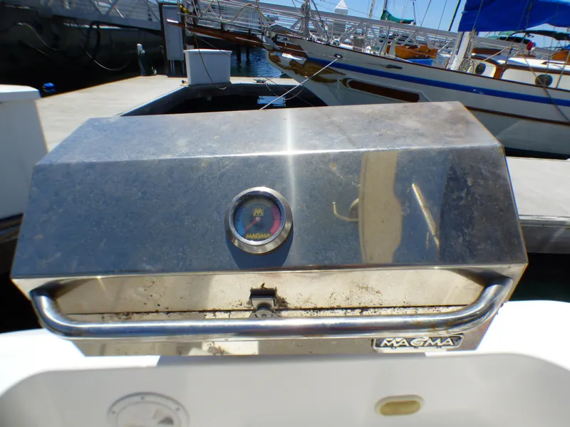 2001 Bayliner 3988 Command Bridge Motoryacht