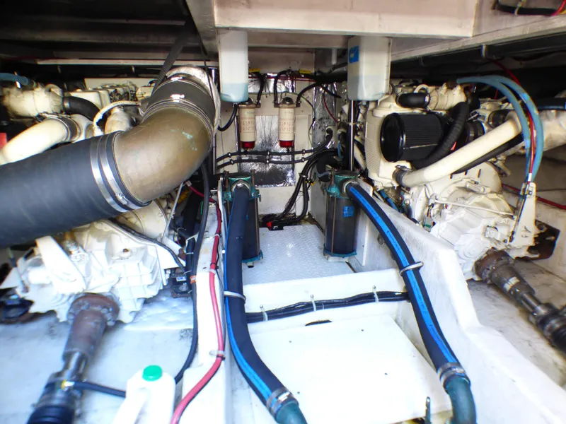 2001 Bayliner 3988 Command Bridge Motoryacht