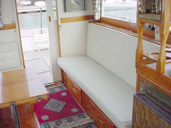 port side salon