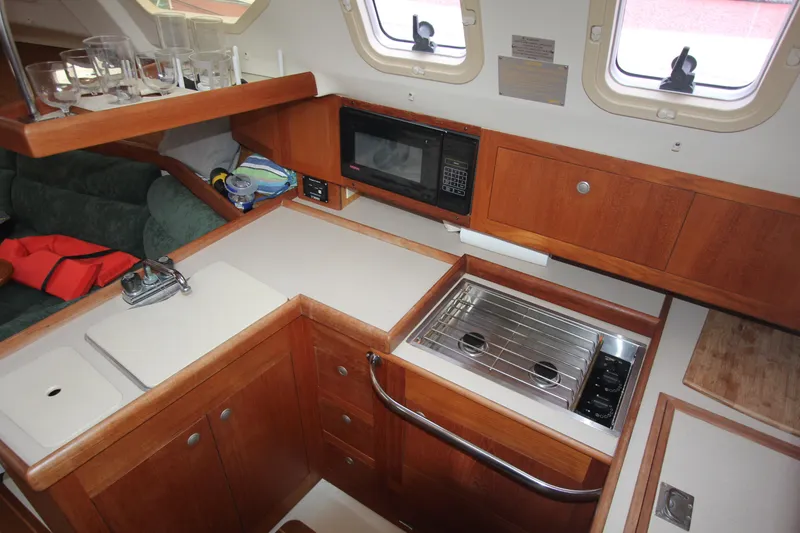 2000 Hunter 320