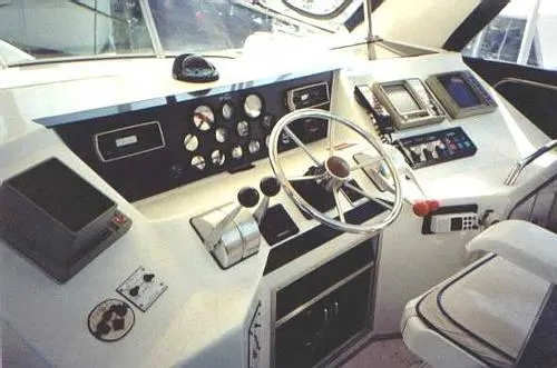 1989 Sea Ray 440 Convertible