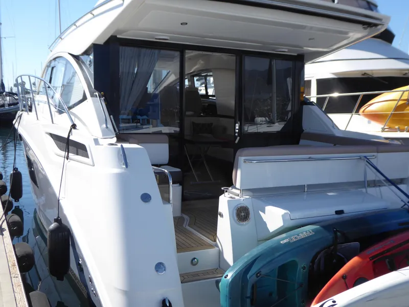 2017 Sea Ray Sundancer 400