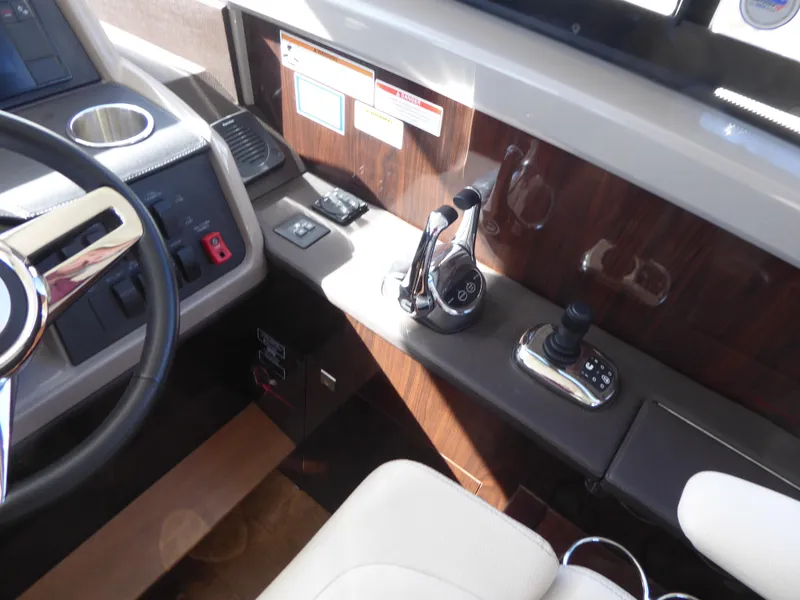 2017 Sea Ray Sundancer 400