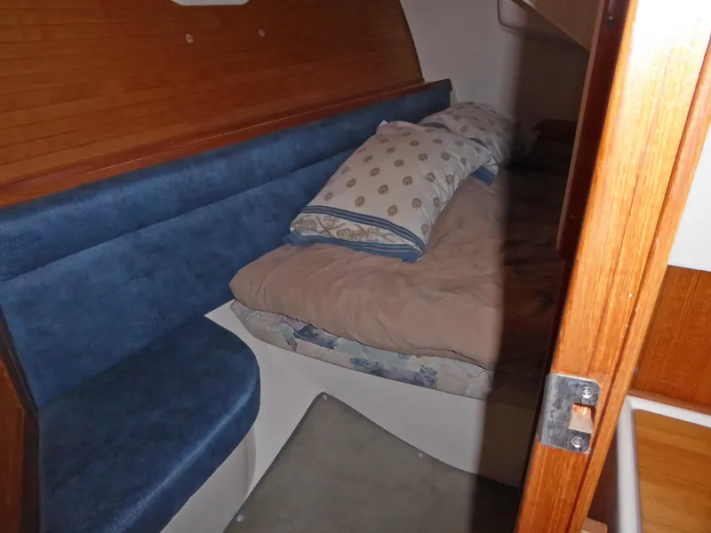 Aft berth