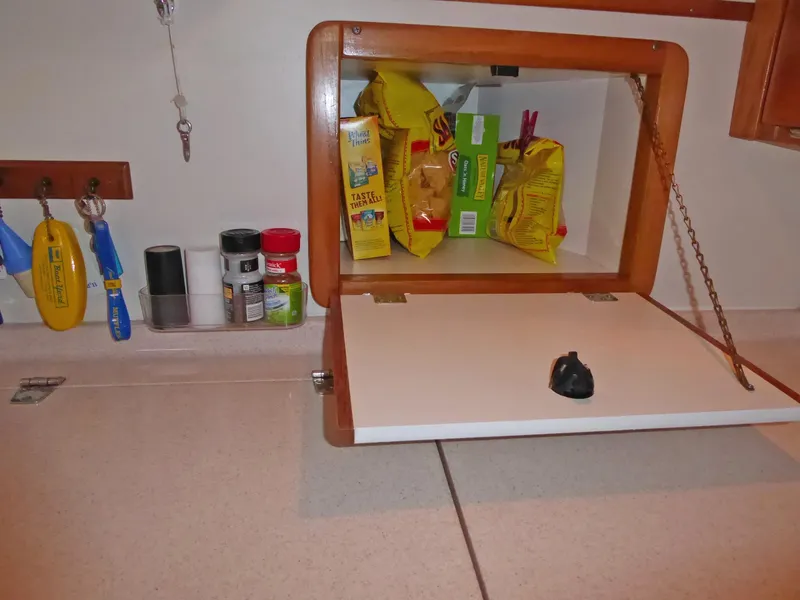 Galley storage