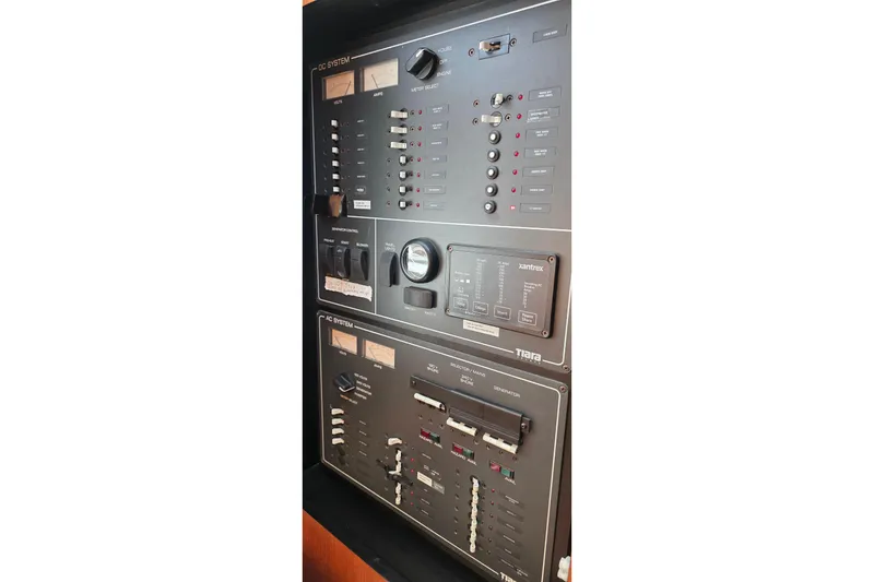 Electrical control panel of a 2004 Tiara Yachts 4000 Express boat.