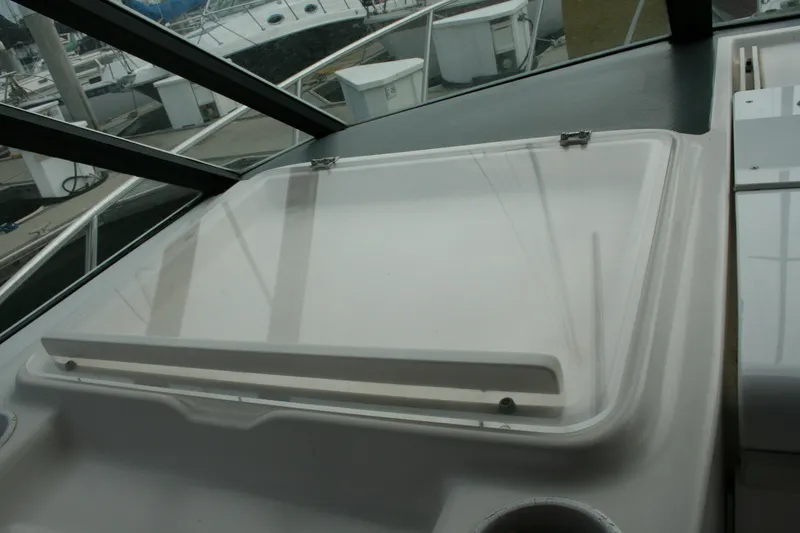 2002 Tiara Yachts Open