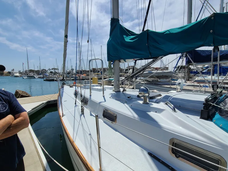 1976 Tartan 37