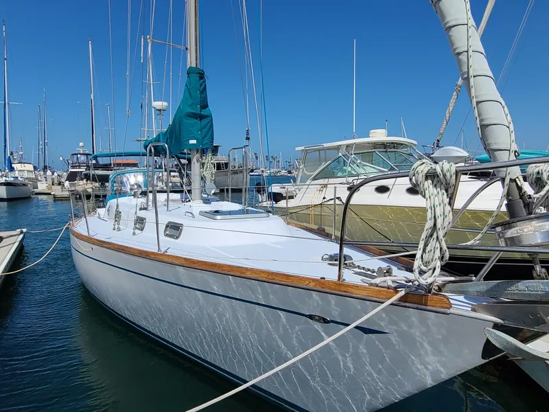 1976 Tartan 37