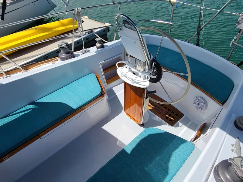 1976 Tartan 37