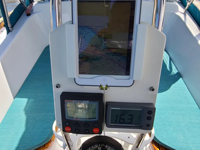 1976 Tartan 37