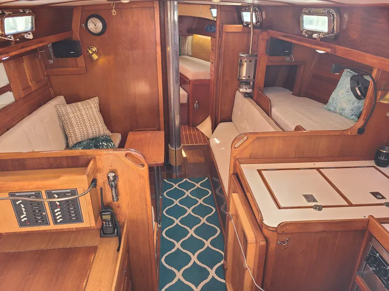 1976 Tartan 37
