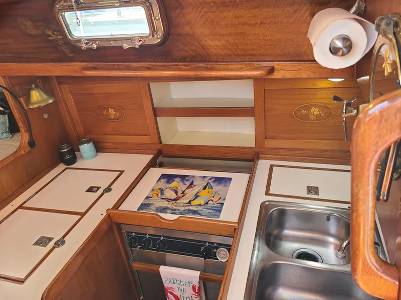 1976 Tartan 37