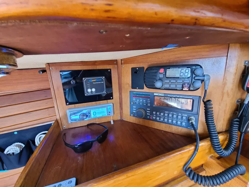 1976 Tartan 37