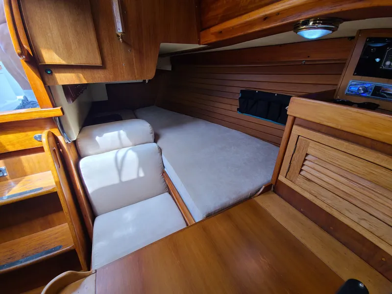 1976 Tartan 37