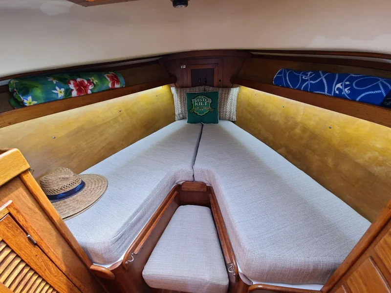 1976 Tartan 37