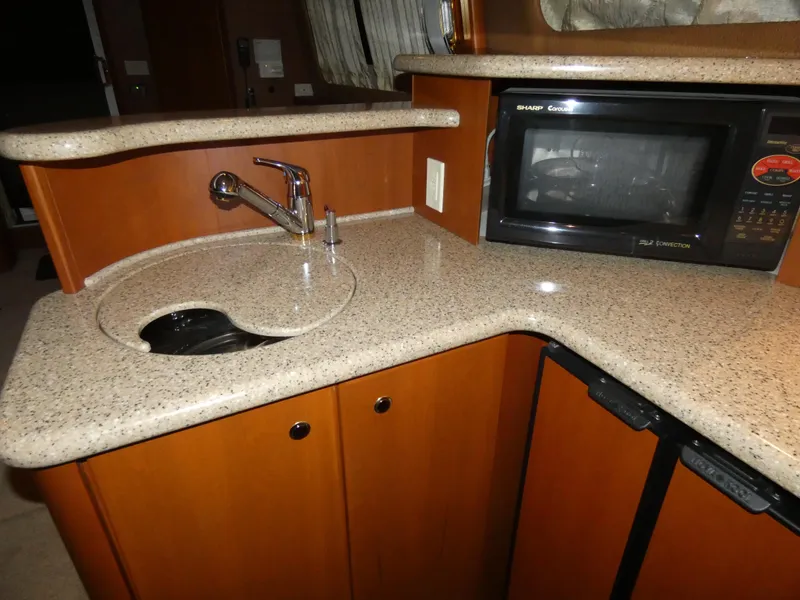 2006 Silverton 43 Sport Bridge