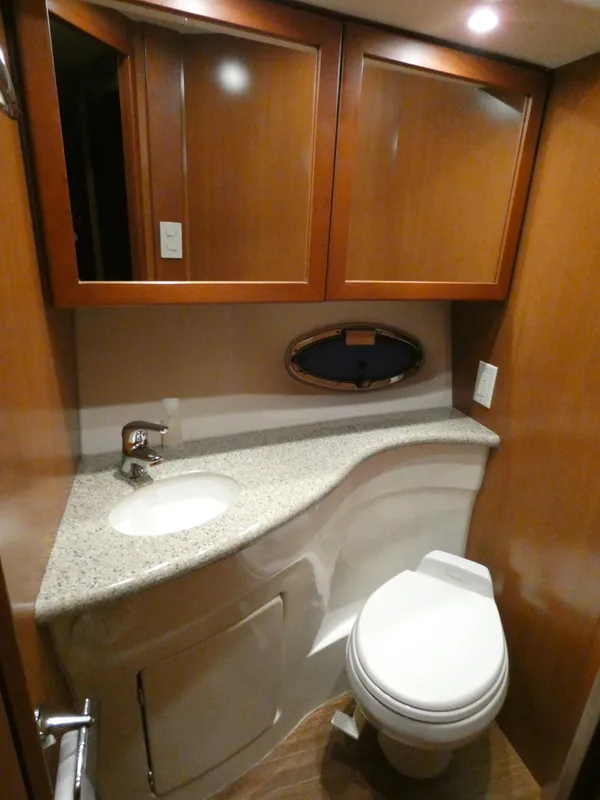 2006 Silverton 43 Sport Bridge