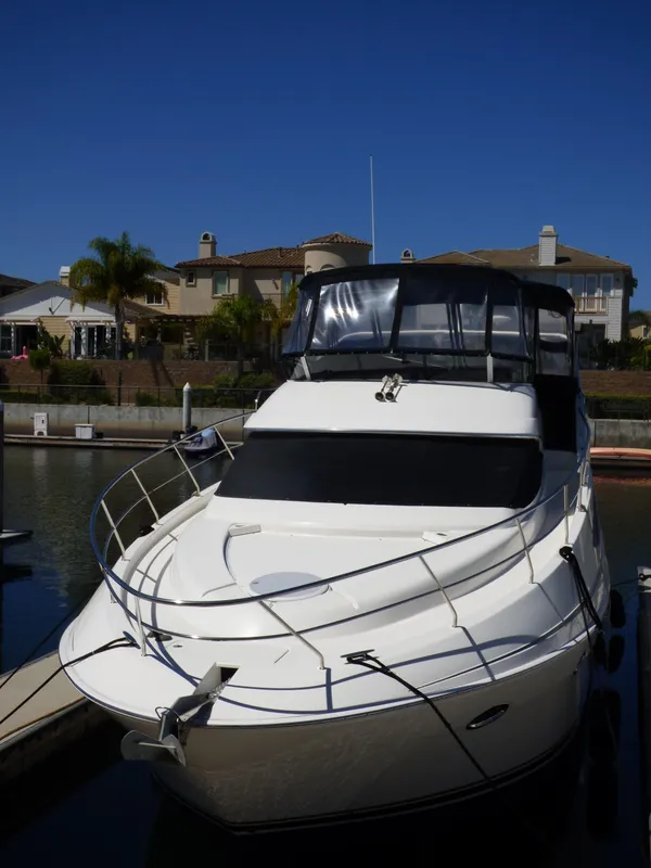 2006 Silverton 43 Sport Bridge
