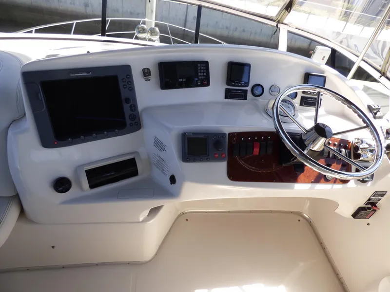 2006 Silverton 43 Sport Bridge