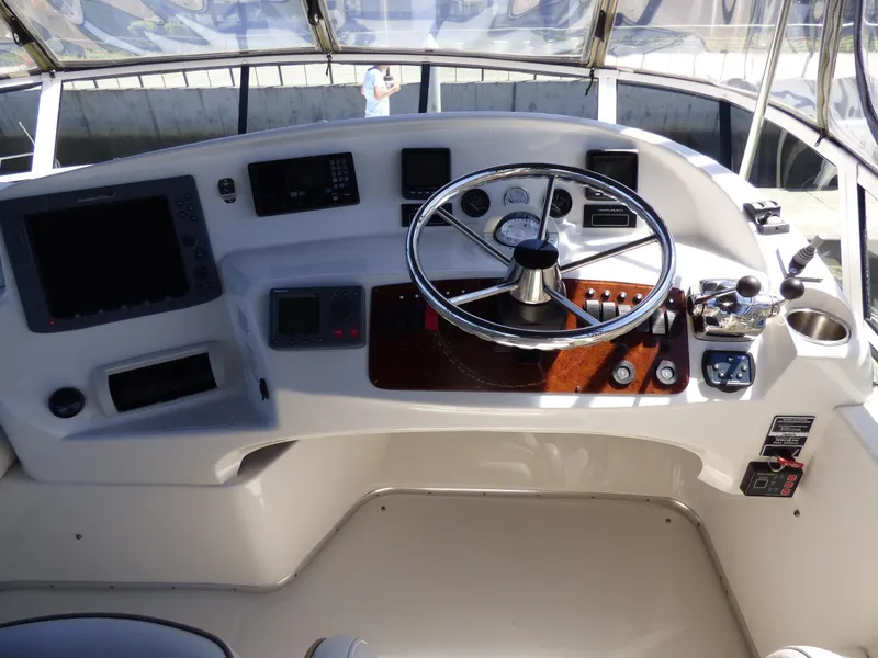 2006 Silverton 43 Sport Bridge