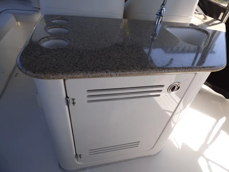 2006 Silverton 43 Sport Bridge