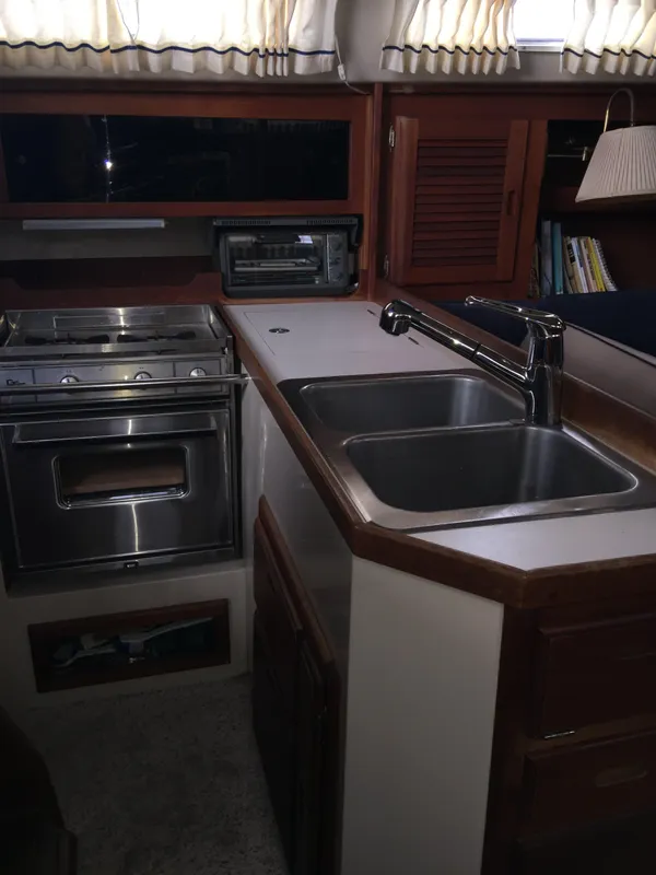 1986 Catalina 36