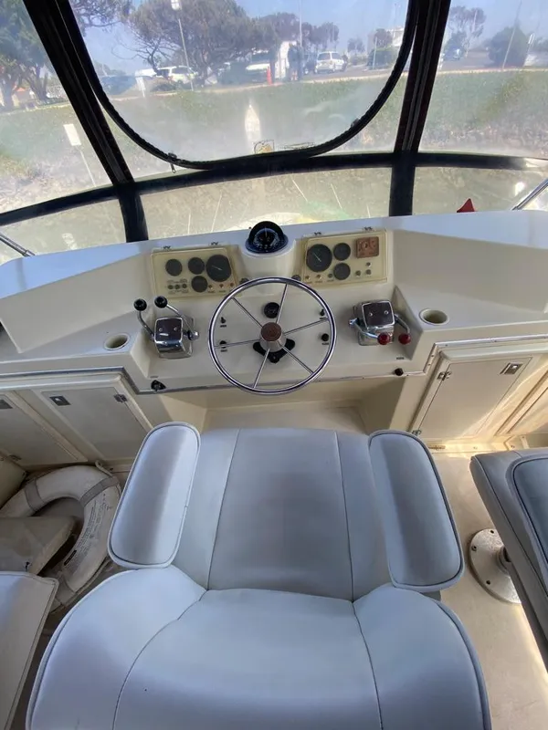 Cockpit 1
