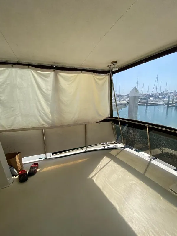 1984 Uniflite 48 Yachtfisher