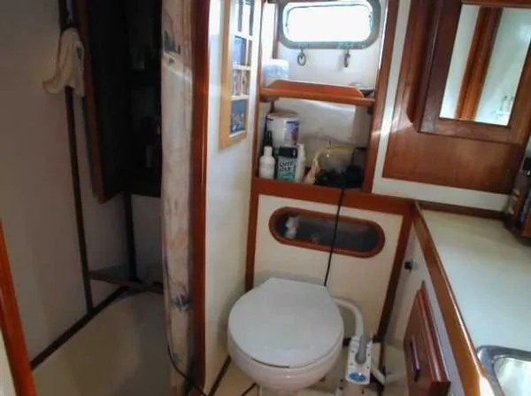 1983 Vagabond Center Cockpit Ketch