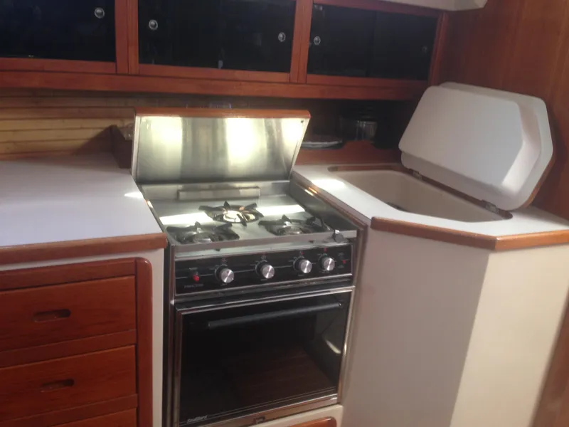 Three Burner Propane Stove & Top Loading Fridge with Cold Plate