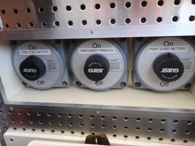 Battery switches