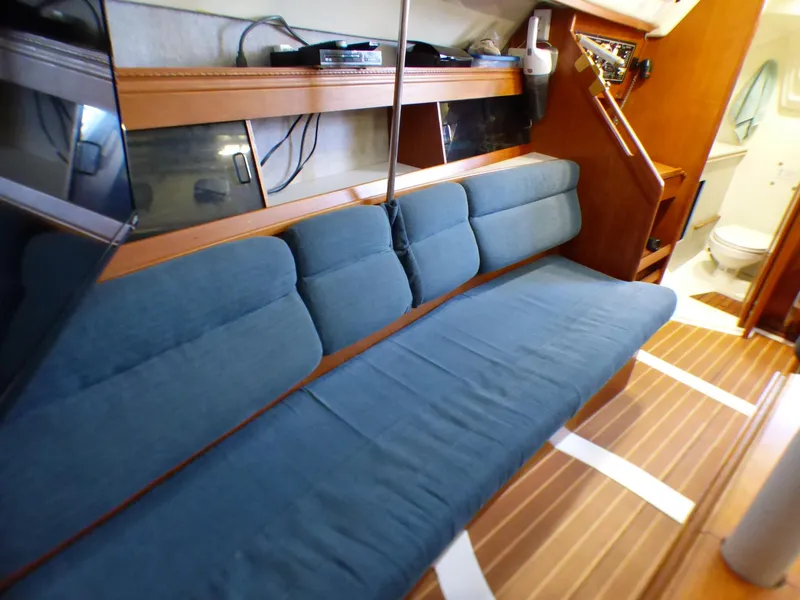 1988 Hunter Legend 35