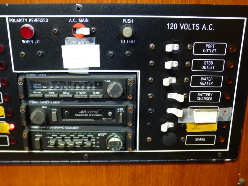 1988 Hunter Legend 35