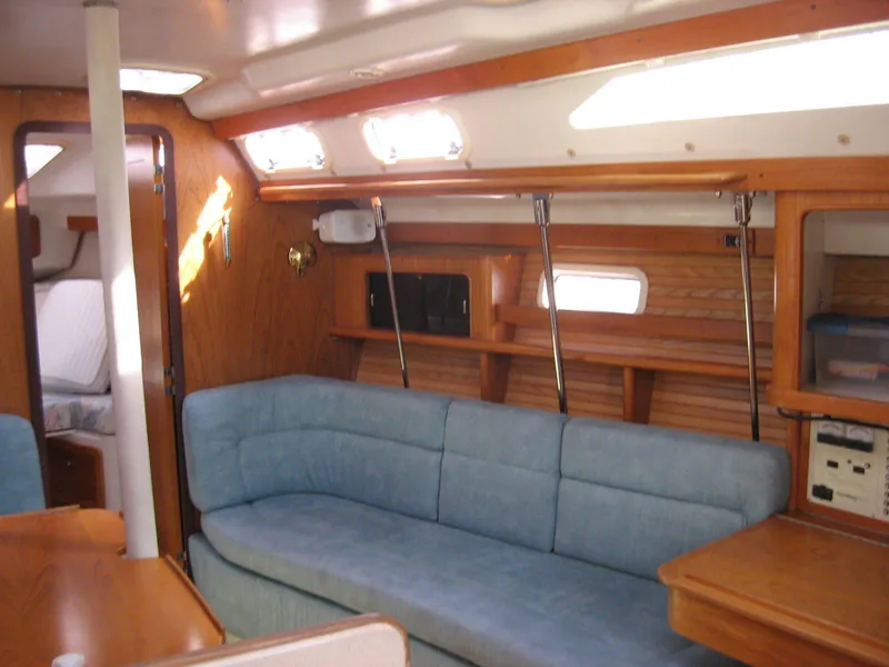 Starboard Settee
