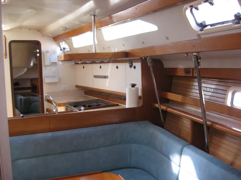 Port Settee & Galley