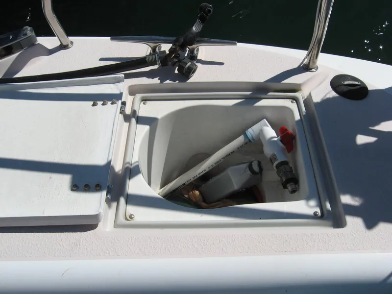 Spare LPG Locker, Starboard