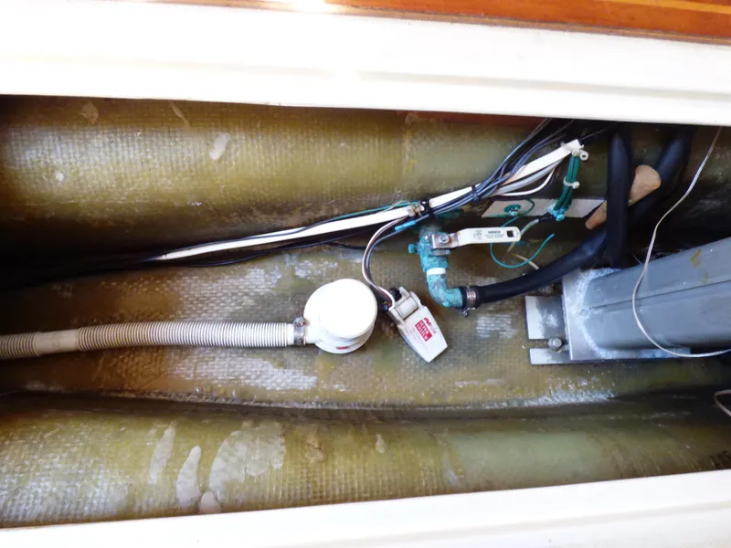 Clean Dry Bilge